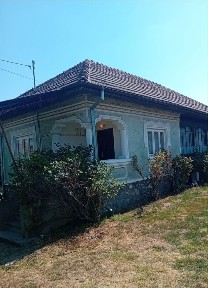 Casă 70 mp + teren 1.300 mp | Turcinești | Deschidere la 2 străzi