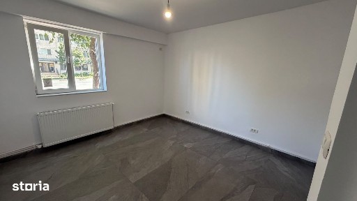 SPATIU COMERCIAL PARTER CASA DE CULTURA STRADAL