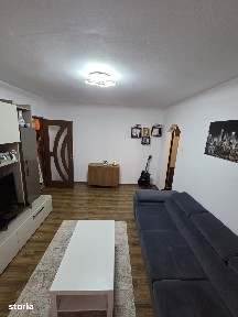 Etaj 3 - Dacia - Bicaz - 3 camere - mobilat - liber - geam la baie