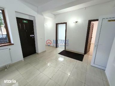 CENTRU - Casa casatoriilor, parter de vila pentru birouri!