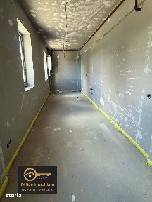 Bloc Nou zona Lamaitei apartament cu o camera cu parcare