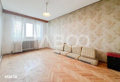 Apartament cu 4 camere in Plopilor cu 2 balcoane si boxa de 10 mp