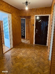 Apartament 4 camere,3 balcoane Turda -Calea Victoriei-