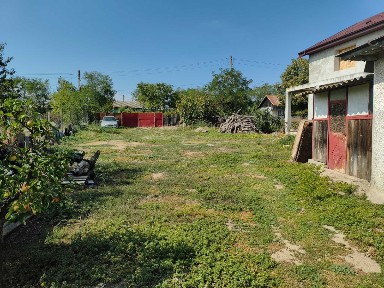 Vand casa cu teren jud.galati sat.scanteiesti