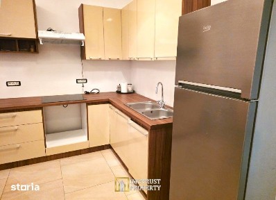 Apartament 5 camere cu supantă, ultracentral, Arad