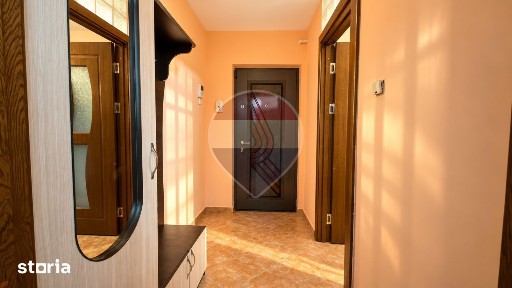 Apartament cu 2 camere de vânzare / Central/ Bacau