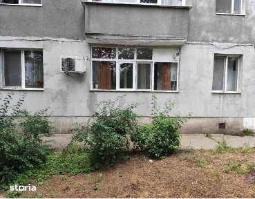 APARTAMENT 2 CAMERE CRAIOVEI 48MP PARTER