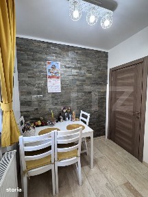 Apartament de vanzare, zona Vest, 9 mai.