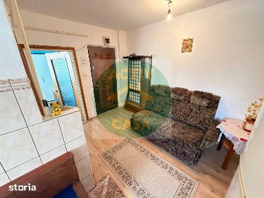 DE VÂNZARE - APARTAMENT 2 CAMERE