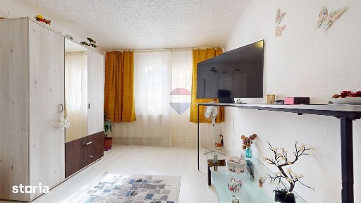 COMISION 0% Apartament cu 3 camere de vânzare, Decomandat, Sacele