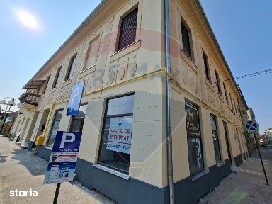 Spațiu comercial 75 mp Piata Catedralei. Vitrină si acces din stradă