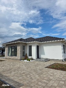 CASĂ LA CHEIE, 105 MP UTIL, 4 CAMERE, 430 MP TEREN, ORIZONT-ALBA IULIA