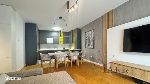 Penthouse cu design contemporan, terasă panoramică și vedere asupra Br