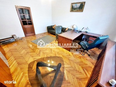 Spatiu de birouri 4 camere, zona Tribunal,100 mp