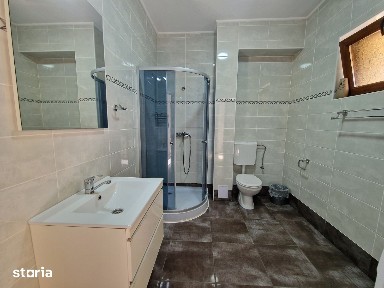 Mamaia Sat - Casa 5 camere, 3 gr sanitare, curte 300m- 1.500e/luna