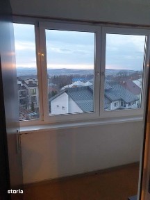 Inchiriez apartament 2 cam decomandat