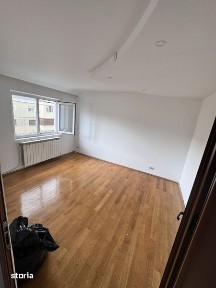 De vanzare apartament