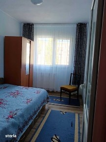 vanzare apartament decomandat cu doua camere, etajul trei
