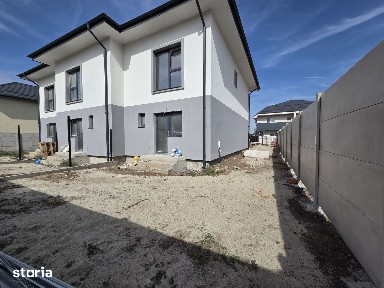 Triplex Independentei 3 camere 2 bai langa scoala si gradinita