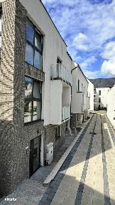 Apartamente Noi in 7 Noiembrie la 18-22 min de mers pe jos de UMF