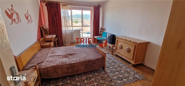 Apartament 3 camere de vanzare zona Centru