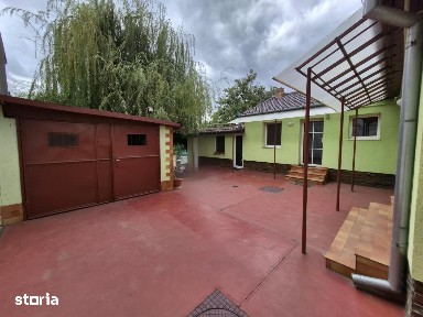 Casa 4 camere in Cartierul Funcționarilor, teren 421mp
