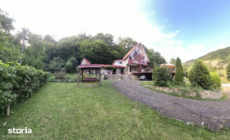 REDUCERE 20.000€: Casă la Lacul Siriu - de la 269.000€ la 249.000