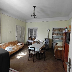 Casă individuală ultracentrală, teren 380 mp - ideală pentru renovare și investiție