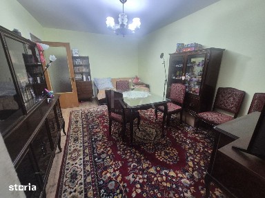 3 camere Titan decomandat, et. 1, an 1979, 70 mp, renovat