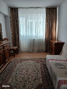 Închiriez apartament cu 3 camere, zona ultracentrala, 65 mp