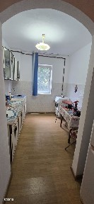 Vanzare apartament 2 camere, parter, langa Scoala nr.8 Targoviste