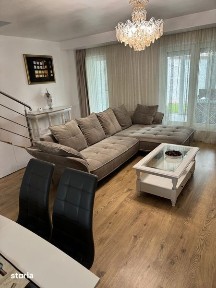 Casa 3 camere in complex Cosmopolis