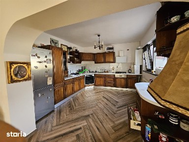 VILA SPATIOASA CU 7 CAMERE | 361 MP CONSTRUITI | TEREN 907 MP | HEMEIU