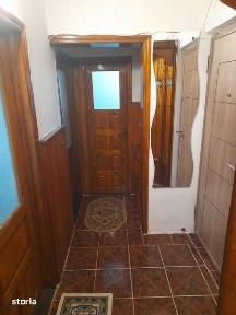 Inchiriez apartament cu doua camere zona crucea garii