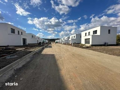 Casă nouă P+1E, 117 mp utili, 442 mp teren, NZEB, pompă de căldura