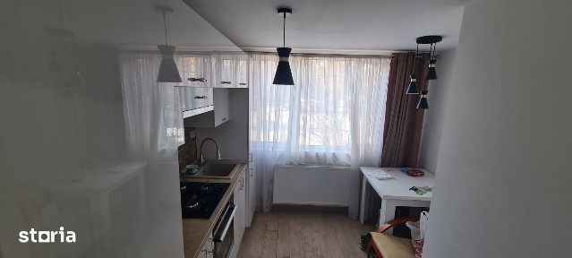 Apartament 4 camere + 24 mp de parcare, Eremia Grigorescu