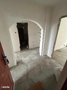 De vanzare apartament cu 3 camere, spatios, zona Hotel,59900euro