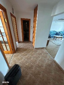 De vanzare apartament 3 camere in Pietonal, decomandat, balcon spatios
