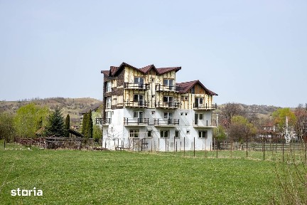 Oportunitate - Pensiune in curs de finalizare - La intrarea in Bran