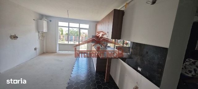 Apartament la CHEIE cu 3 camere pe Calea Cisnadiei