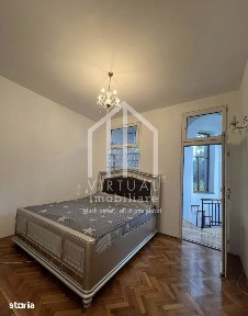 Casa formata din 2 apartamente, 2 garaje, 3 bai - zona Trei Stejari