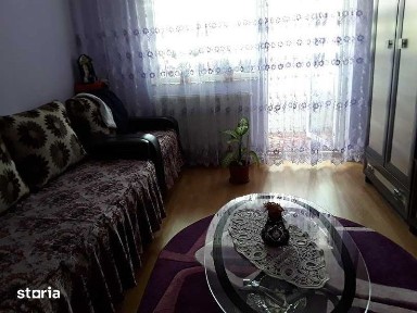 Apartament mobilat de vanzare cu 3 camere