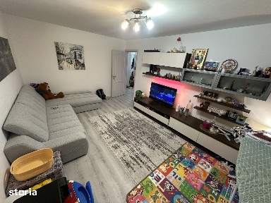 Apartament 3 camere zona Tomis 3 cu Centrala Renovat Total