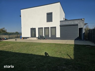 Casa in Mioveni zona A-uri