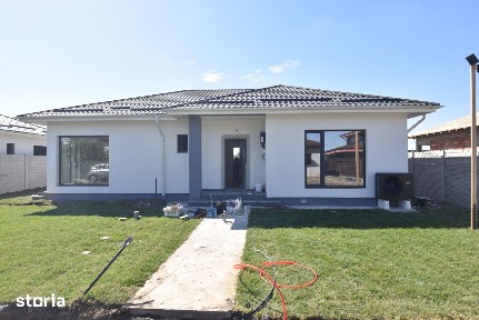 Casa in Domnesti, Teghes - langa padure, Panouri si pompa de caldura