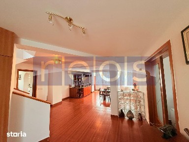 VANZARE VILA LA CHEIE | 280 MP | 1080 MP TEREN | 7 CAMERE | FUNDENI |