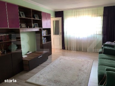 Apartament cu 3 camere, de vanzare - Bartolomeu, Brasov