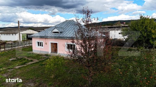 Casa 3 camere, 102 mp, teren 1.240 mp, comuna Tibana