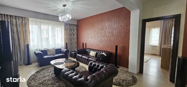 Inchiriez apartament modern de 4 camere, garaj,bloc nou in Strand,et.1