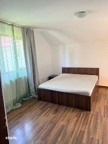 Inchiriez apartamnt intr o vila